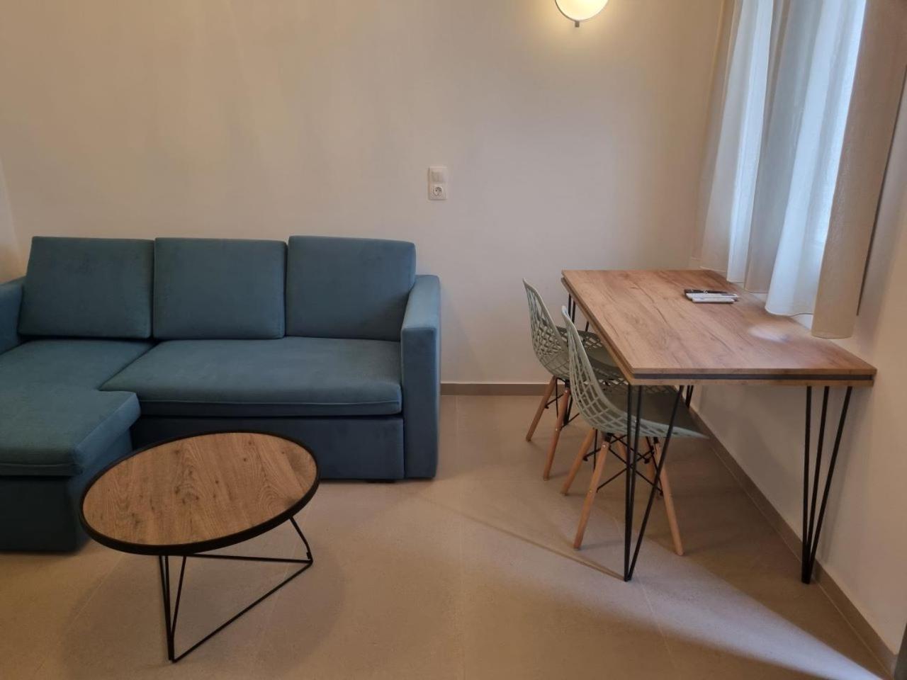 Achilli Apartments 斯基罗斯岛 外观 照片