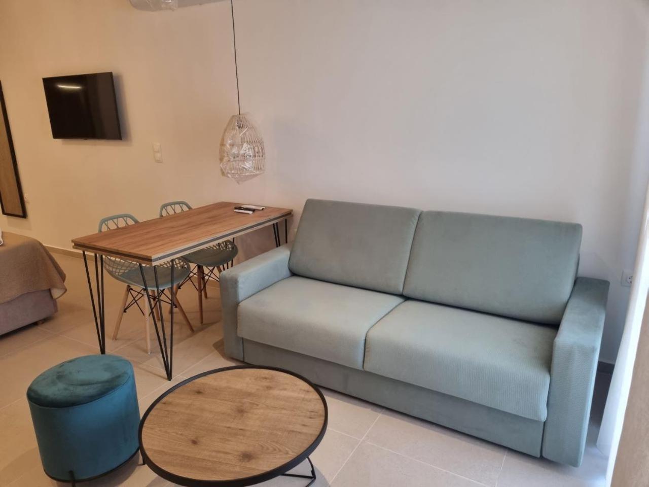 Achilli Apartments 斯基罗斯岛 外观 照片